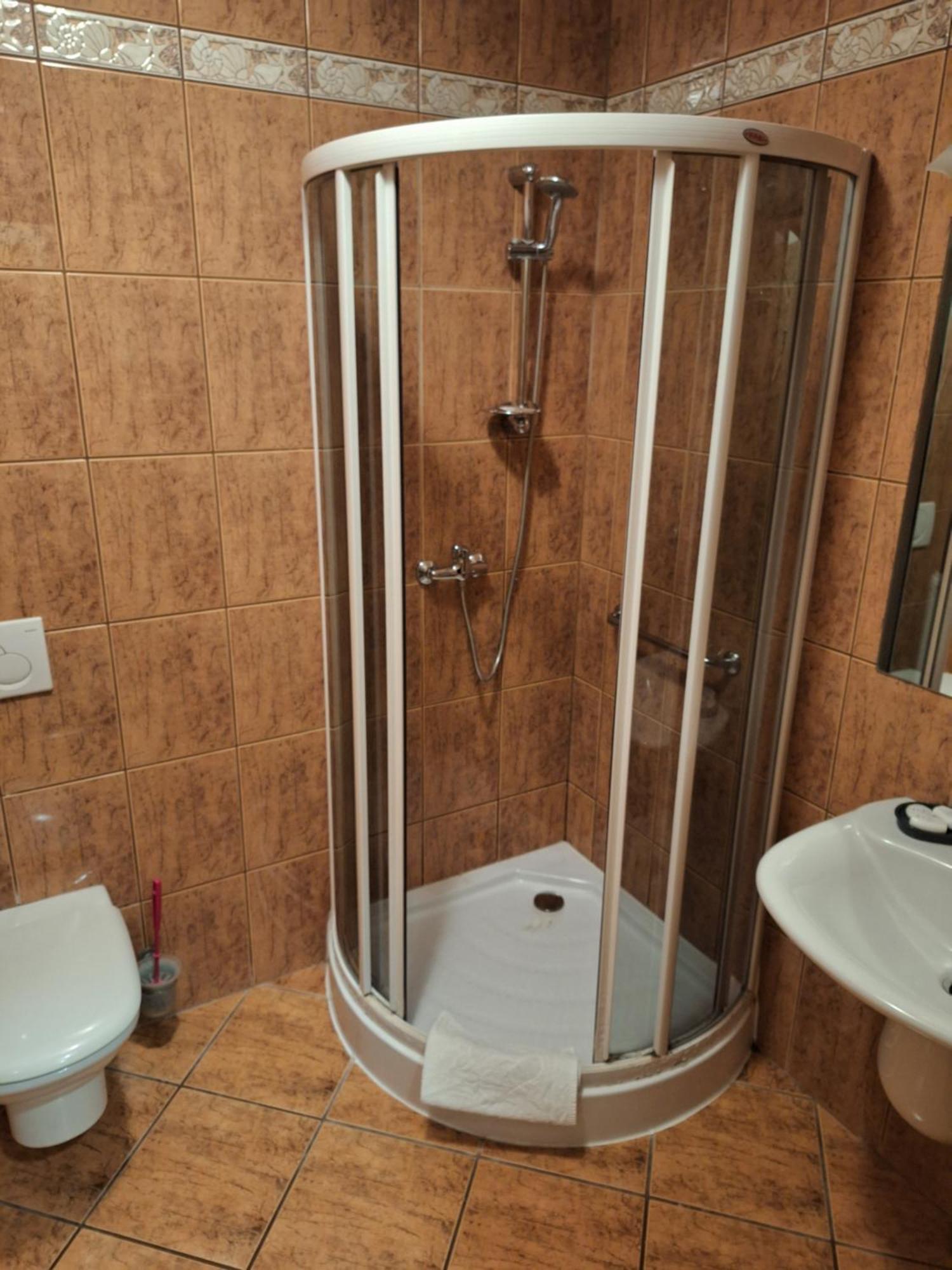 Hotel Malwa Ostrów Wielkopolski Kültér fotó