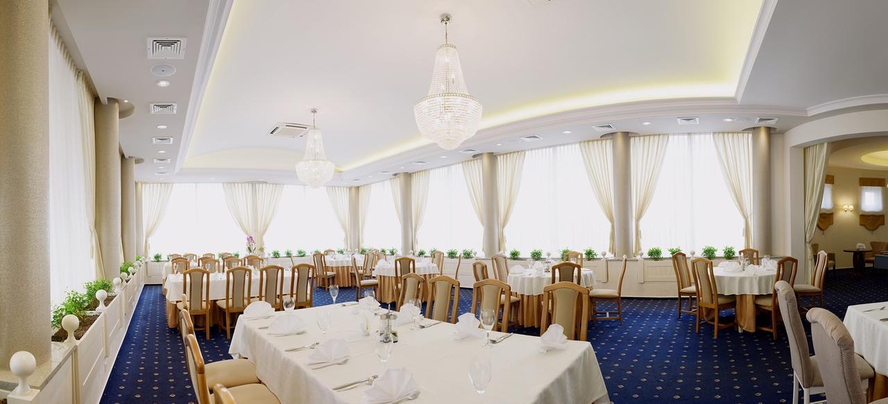 Hotel Malwa Ostrów Wielkopolski Kültér fotó