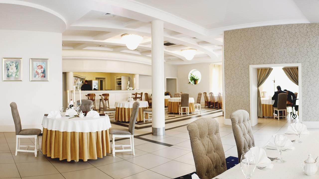 Hotel Malwa Ostrów Wielkopolski Kültér fotó