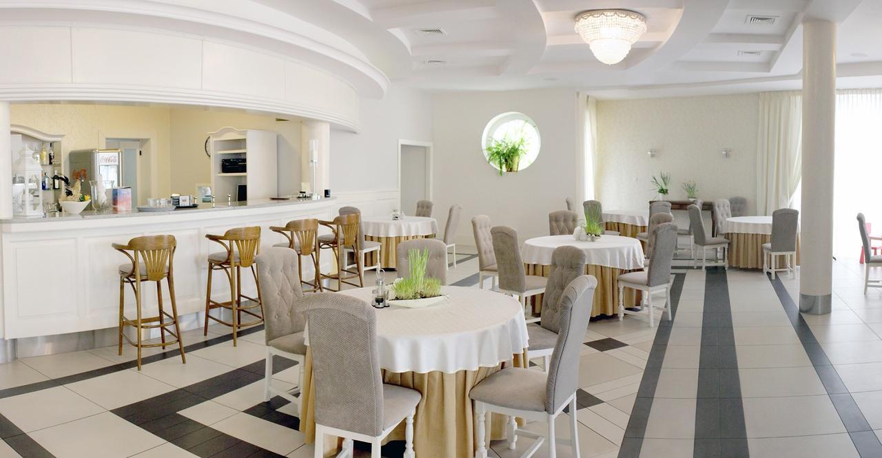 Hotel Malwa Ostrów Wielkopolski Kültér fotó